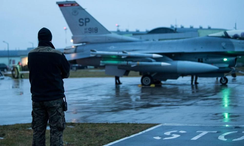 Οι ΗΠΑ στέλνουν F-16 στην Πολωνία για κοινή εκπαίδευση "ταχείας ανάπτυξης" εν μέσω εντάσεων στην Ουκρανία